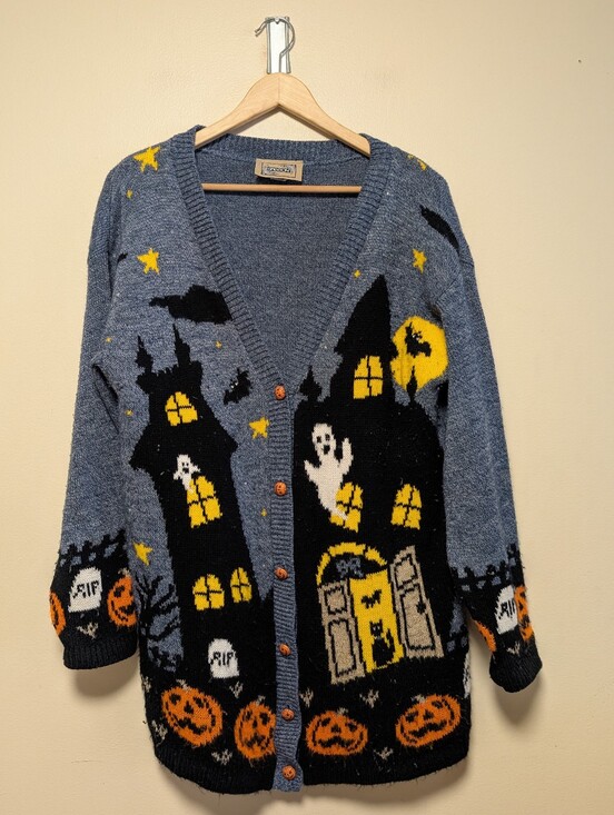 Sasson Jeans Sweaters - Sasson Halloween Haunted House Cardigan Medium USA